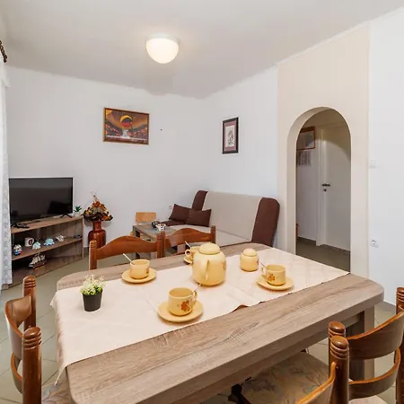 Danica Apartment