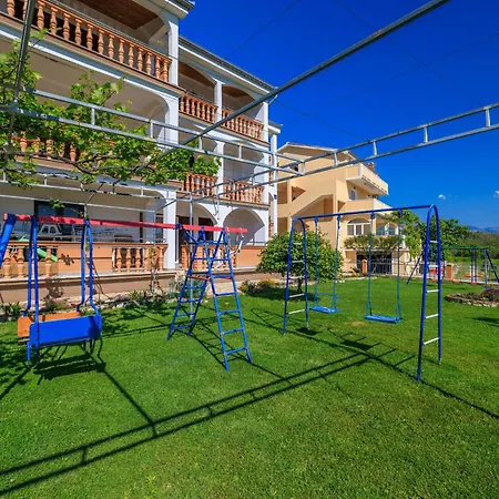 Apartment Danica